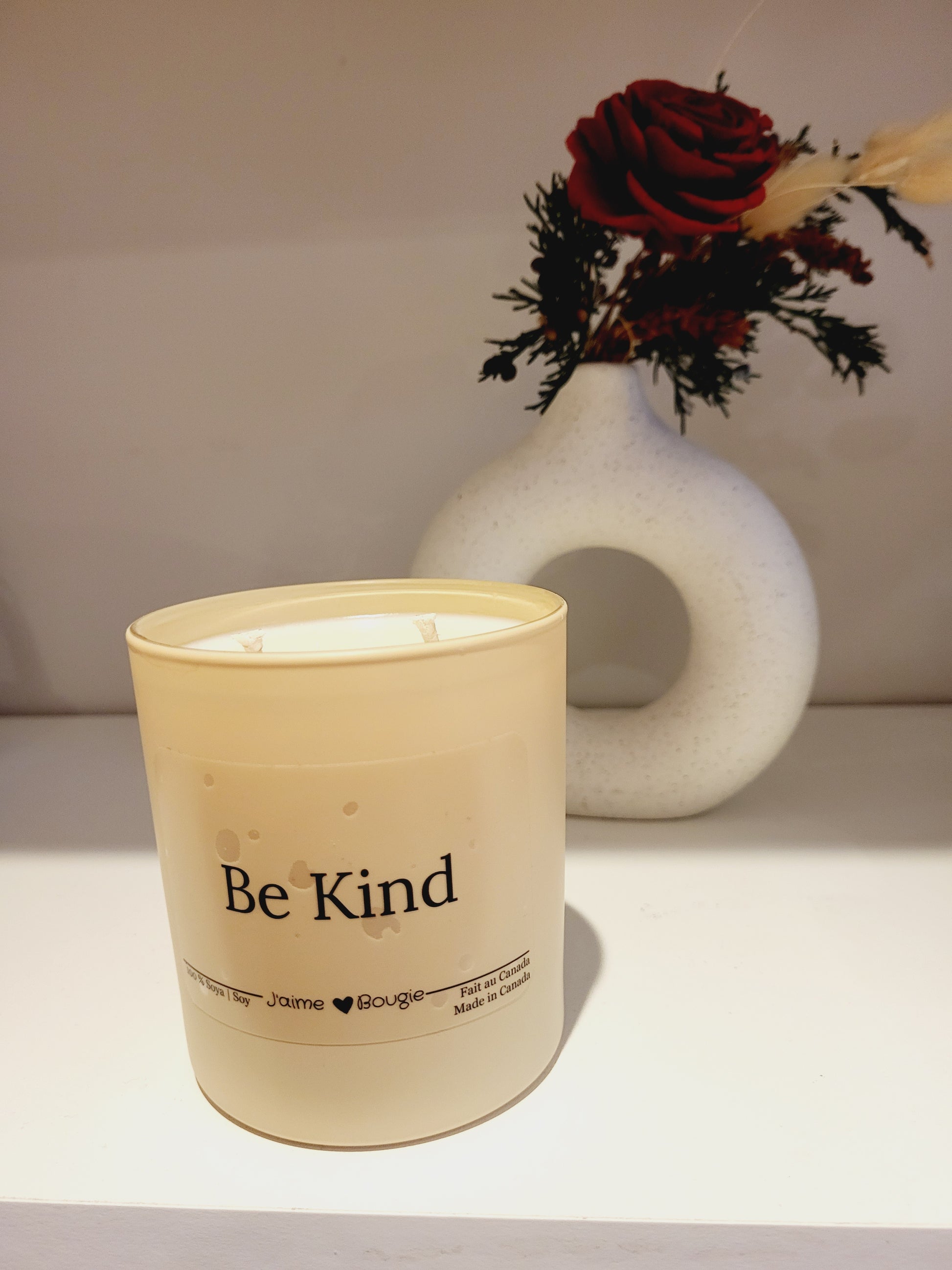 Be Kind J'aime Bougie